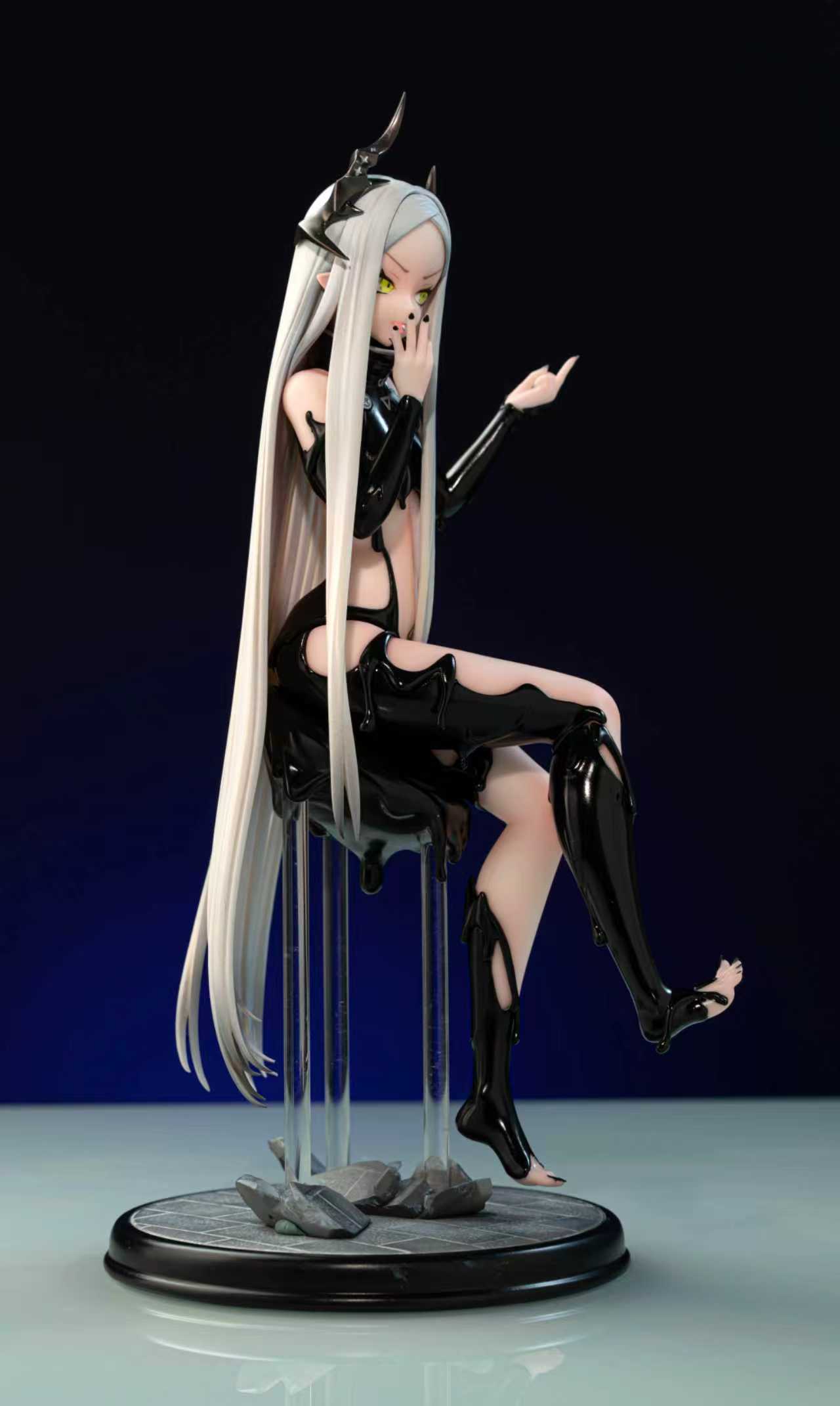 フィギュア専門店 -ソダチトイズ / ZTR Studio 勝利の女神：NIKKE