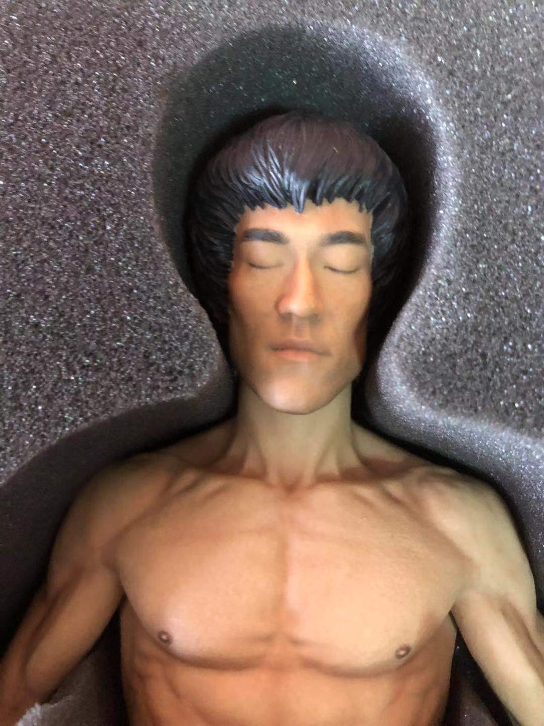 フィギュア専門店 -ソダチトイズ / CHINA.X-H ブルース・リー 1/6