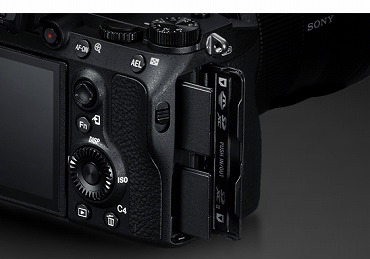 α7R III(a7r3) ボディ ILCE-7RM3 [ソニーEマウント] フルサイズミラー
