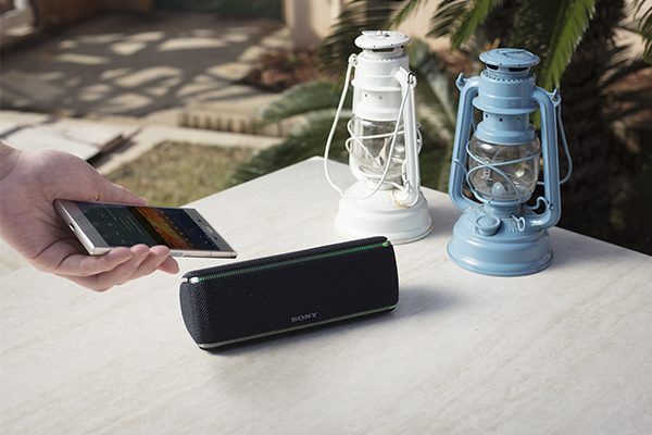 SRS-XB31 特長 : Bluetoothで楽しむ | アクティブスピーカー／ネック