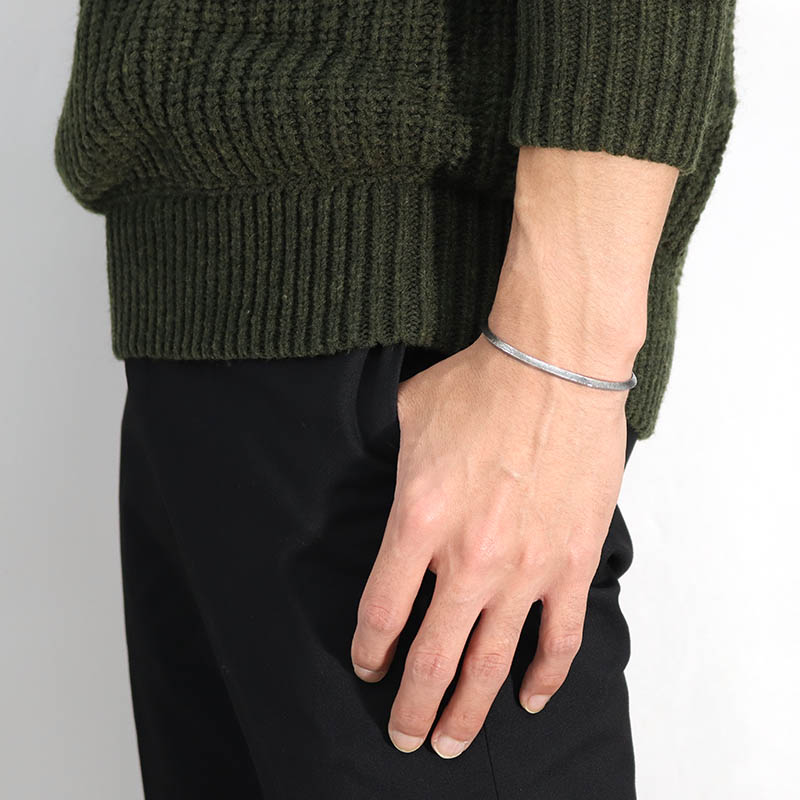 Suman Dhakhwa（スーマンダックワ） Triangle Remix Bangle