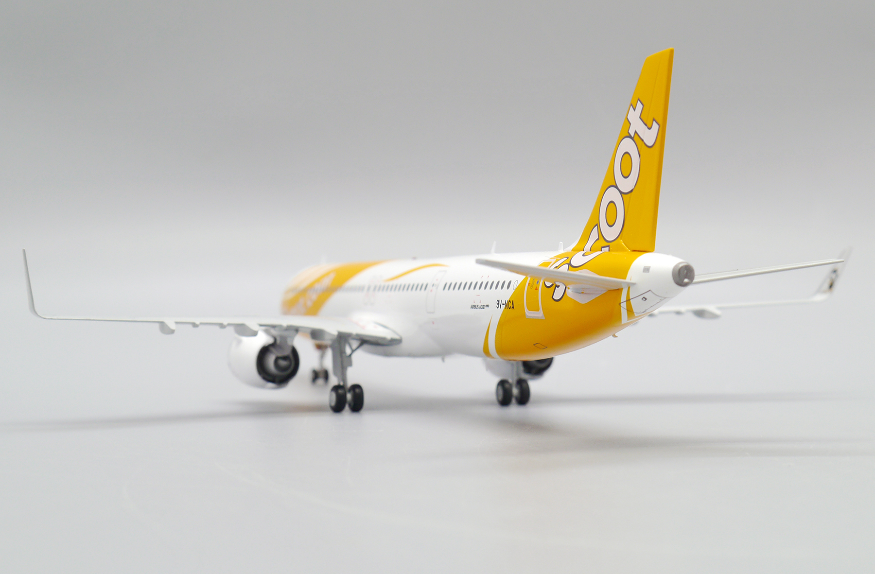 ScaleModelStore.com :: JC Wings 1:200 - EW221N012 - Scoot Airbus