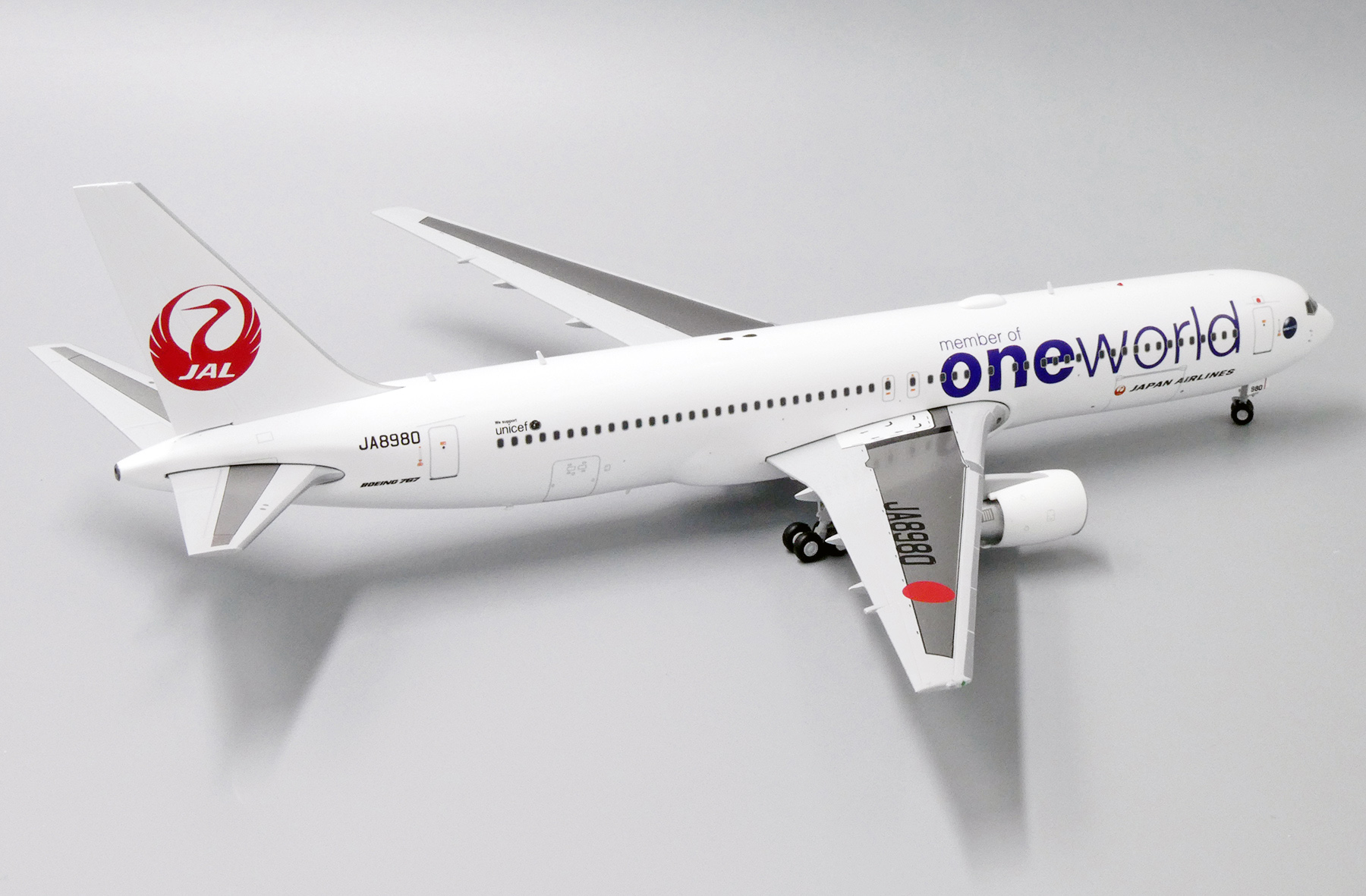 新品・希少】JAL B 767-200 JA8233 1/200 JFOX 新品・希少】JAL B 767