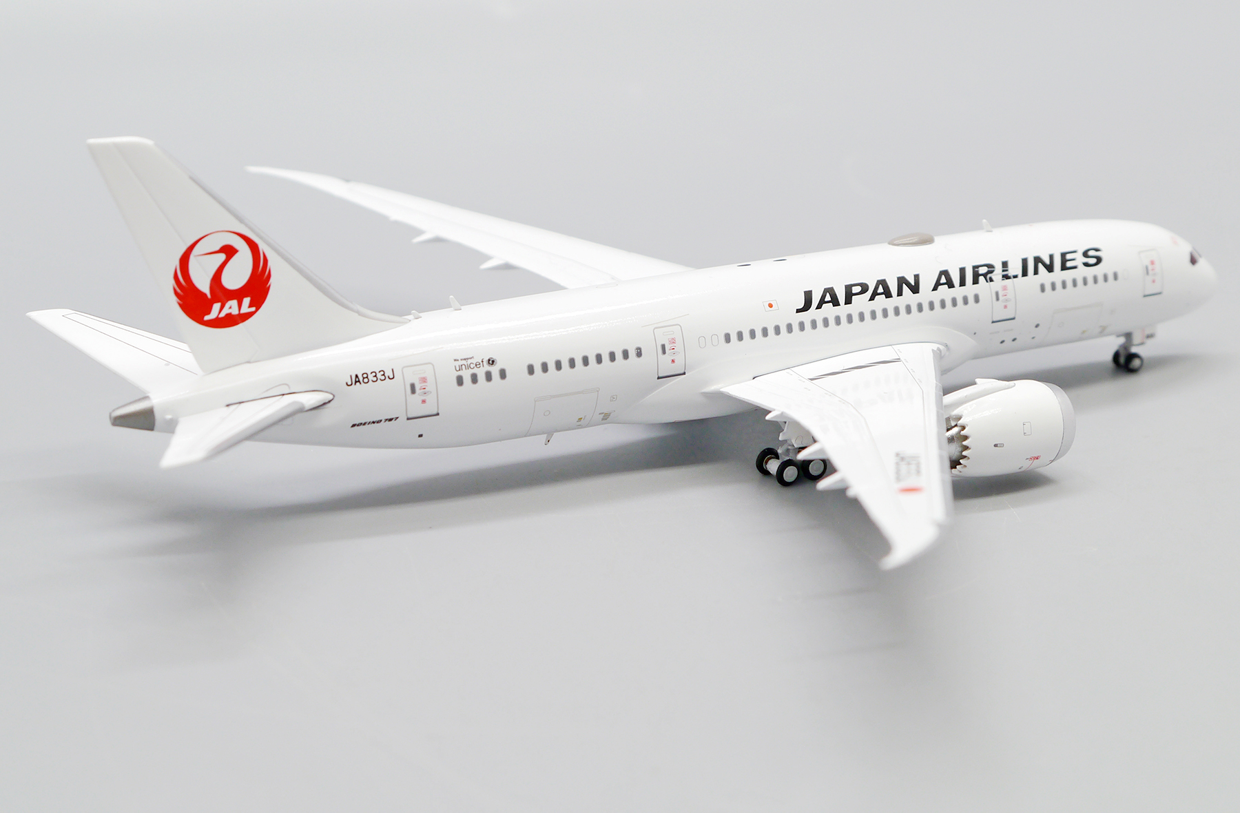 ScaleModelStore.com :: JC Wings 1:400 - SA4002 - Japan Airlines