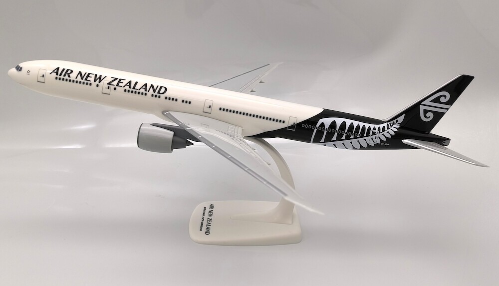 ScaleModelStore.com :: PPC 1:200 - 223557 - Air New Zealand Boeing