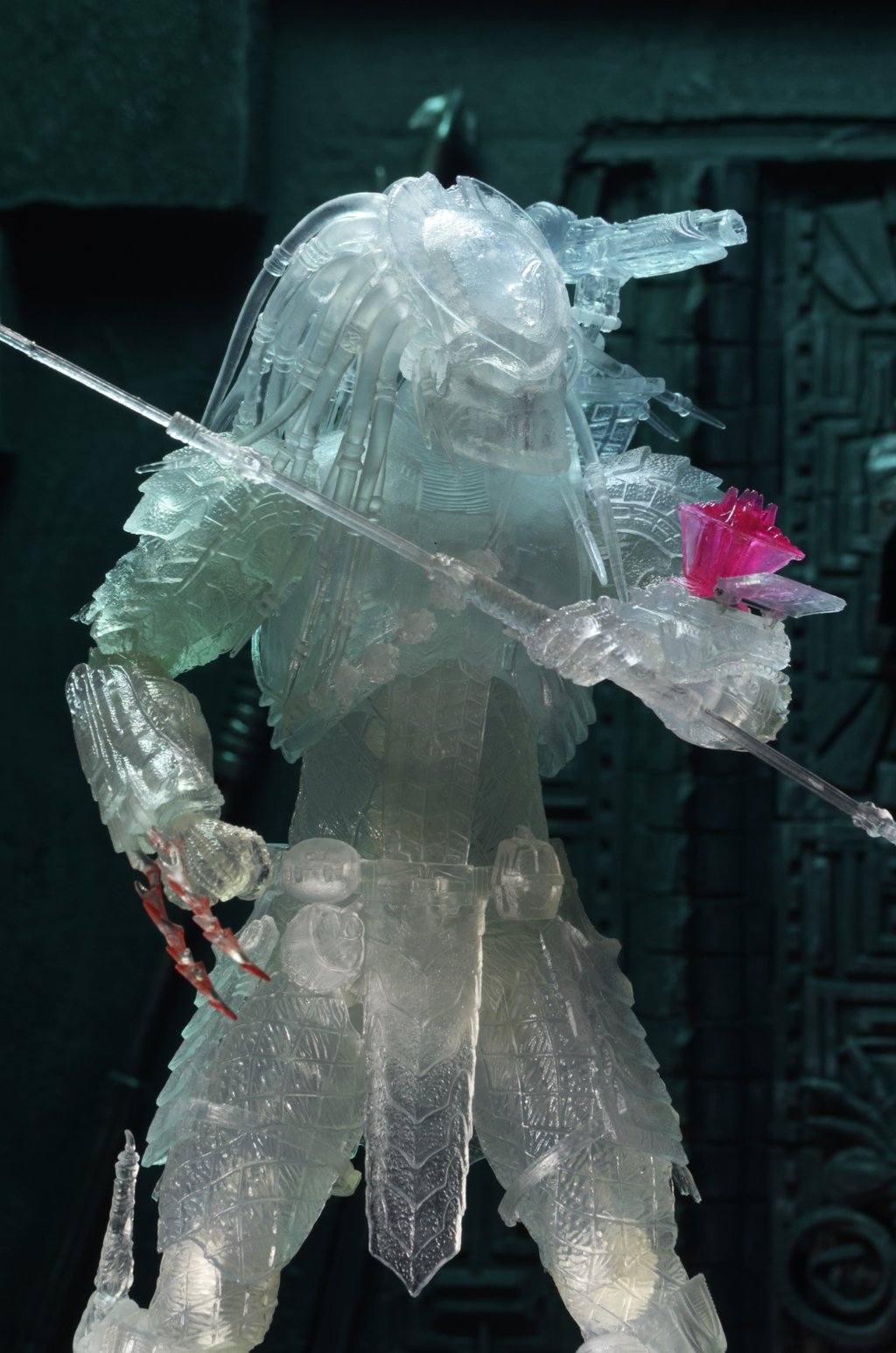 Cloaked AvP Scar Predator figure by NECA unveiled!