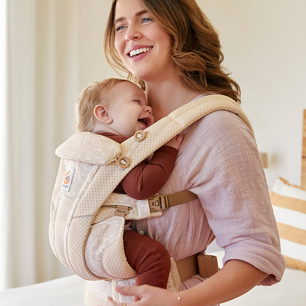 ErgoBabyCarrier オムニ ブリーズ クリームフラワーレース 専用カバー