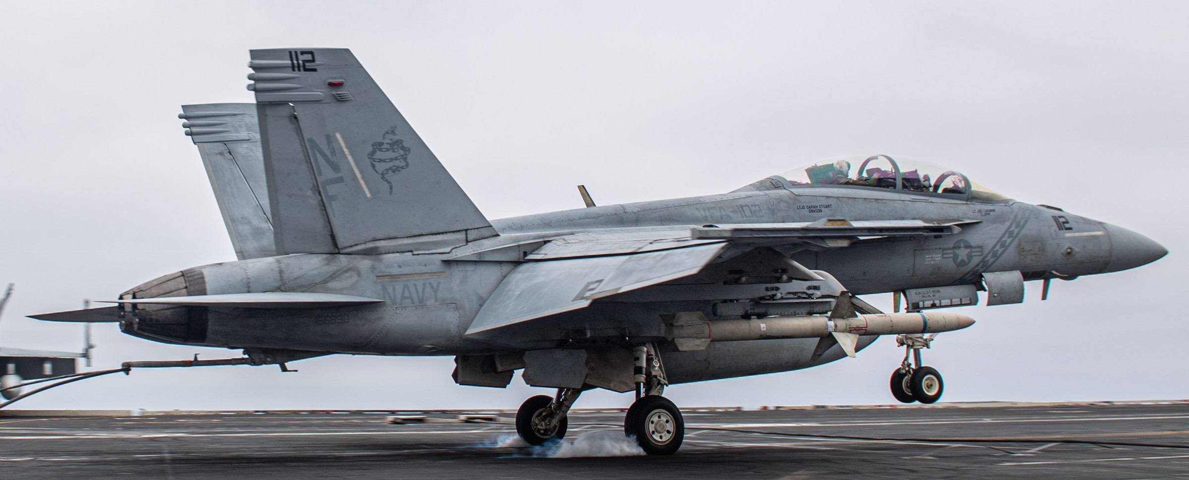 航空機・ヘリコプター F/A-18F Super Hornet VFA-102 File:F-18F Super