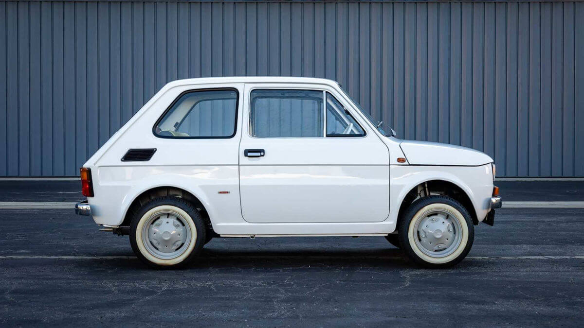 Tom Hanks and his Polski Fiat 126p - Secret Classics