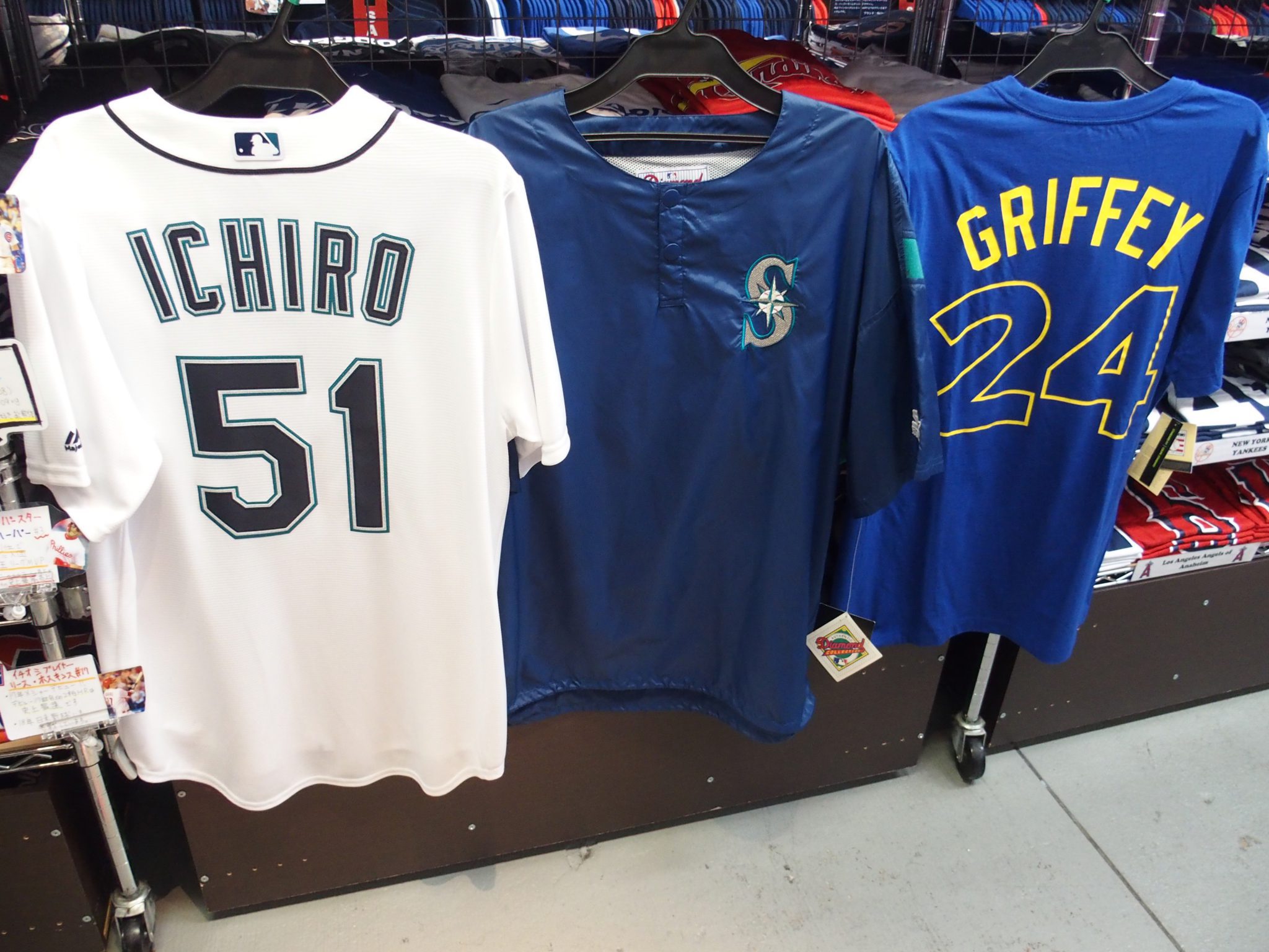 イチローが葛藤と戦った日々を支えていたのは、ケン・グリフィーJrだっ