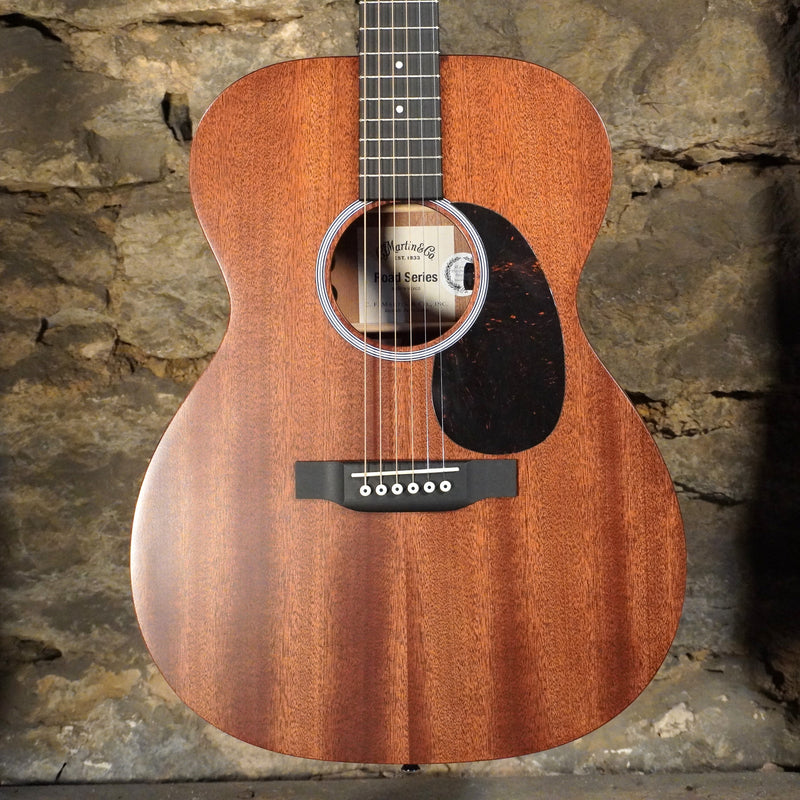 Martin Guitars Road Series 000-10E Sapele Acoustic Electric w/Soft Cas