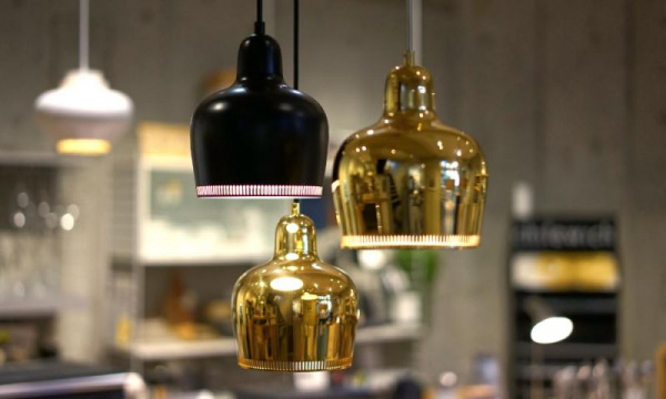 A330S ペンダントライト ゴールデンベル / サヴォイArtek（アルテック