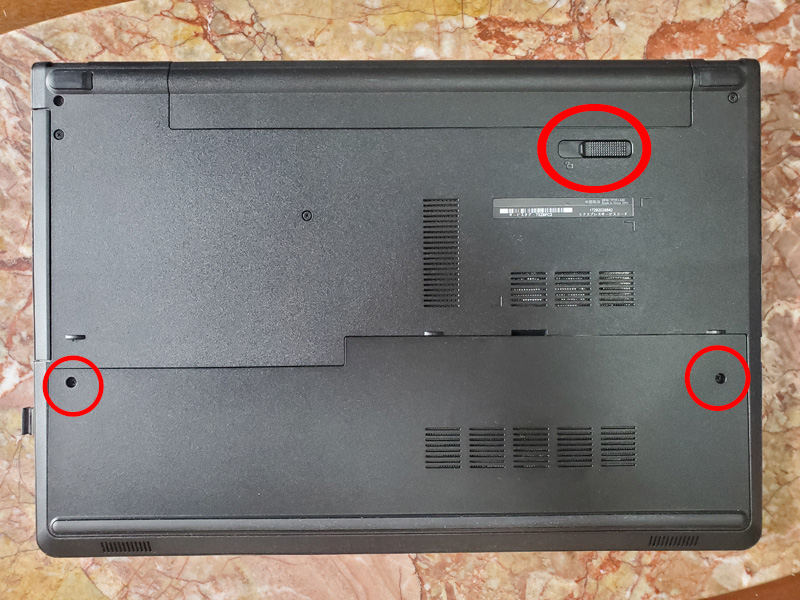 Dellのノートパソコン Vostro15 3558 の HDD が逝ったので SSD に換装