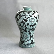 青磁牡丹紋梅瓶 インテリア商品 - Sazen Tea