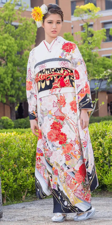 赤と黒に菊総絞り[FS0018] | 成人式振袖レンタル京都さがの館