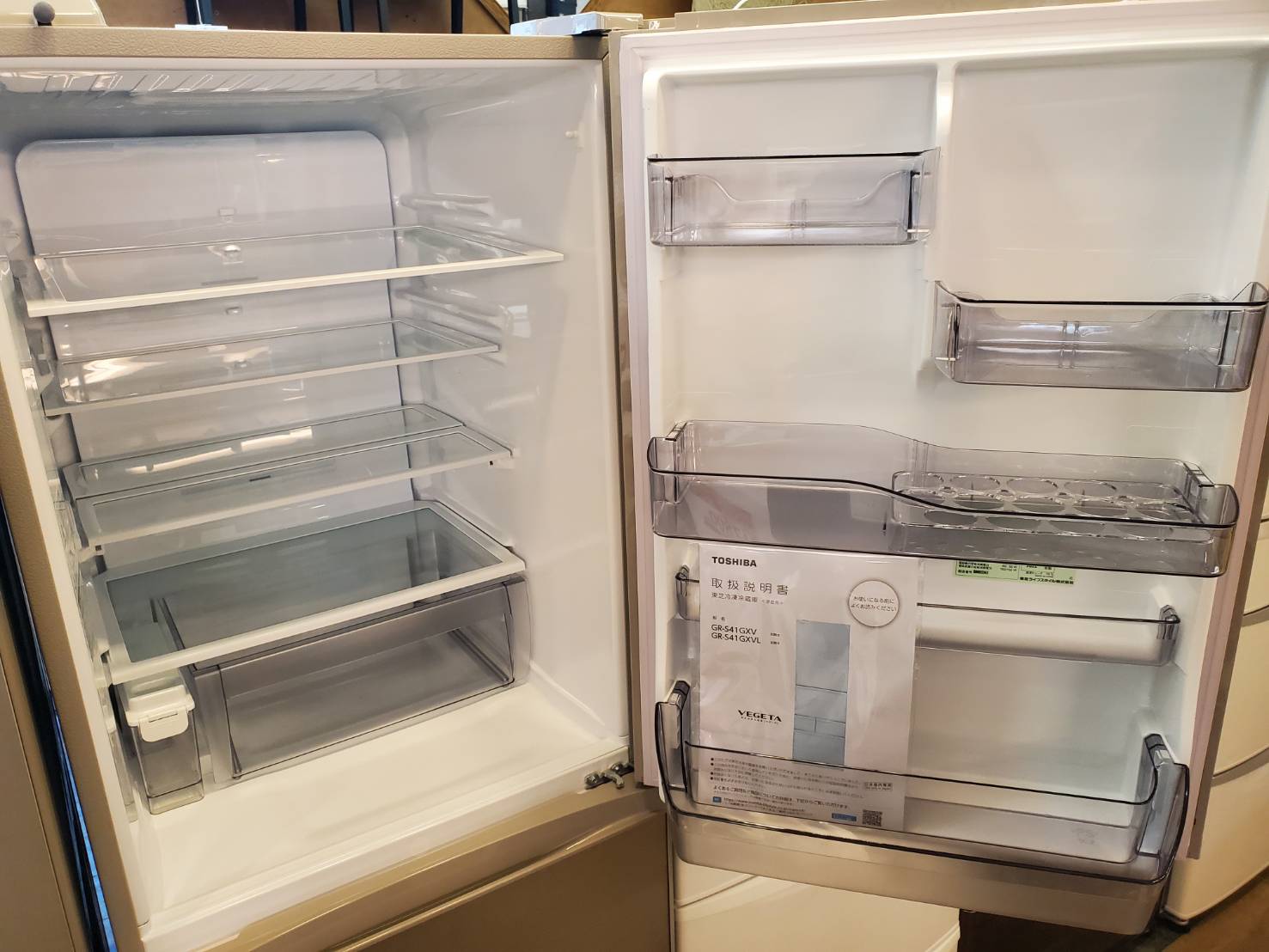 ☆TOSHIBA 東芝 411L 5ドア冷蔵庫 2021年製 VEGETA サテンゴールド 右