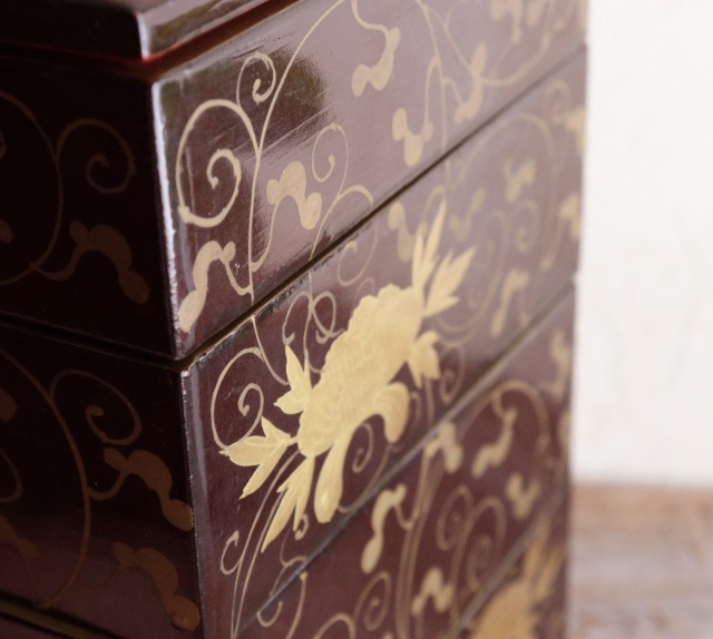 小さな蒔絵重 蒔絵道具 お重 重ね箱 雛人形道具 道具