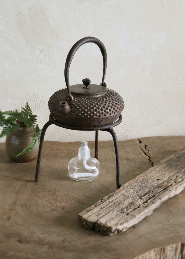 古い五徳 鉄製五徳 火鉢周りのお道具 卓上火鉢 古道具 民藝 茶会