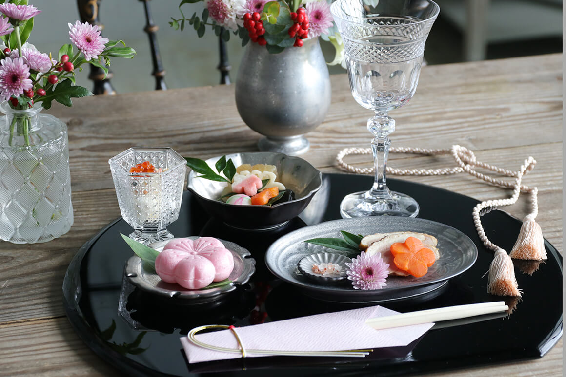 陶悦窯 菊豆豆皿 黒柚子銀塗り