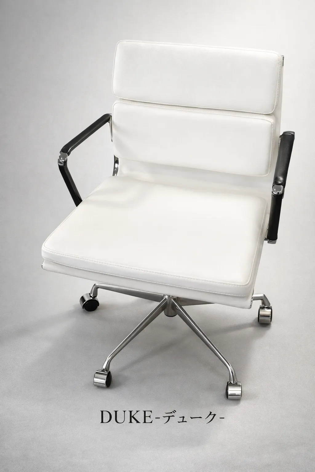オリジナル麻雀専用イス 「DUKE デューク」ホワイト【4本組購入が更に