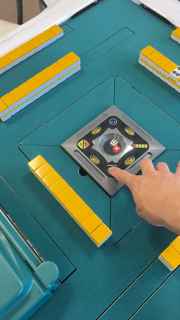 【不思議の国のアリス】全自動麻雀卓 三麻築山押し出し機 ゴッドハンド2 不思議の国のアリス】全自動麻雀卓 三麻築山押し出し機 ゴッドハンド2