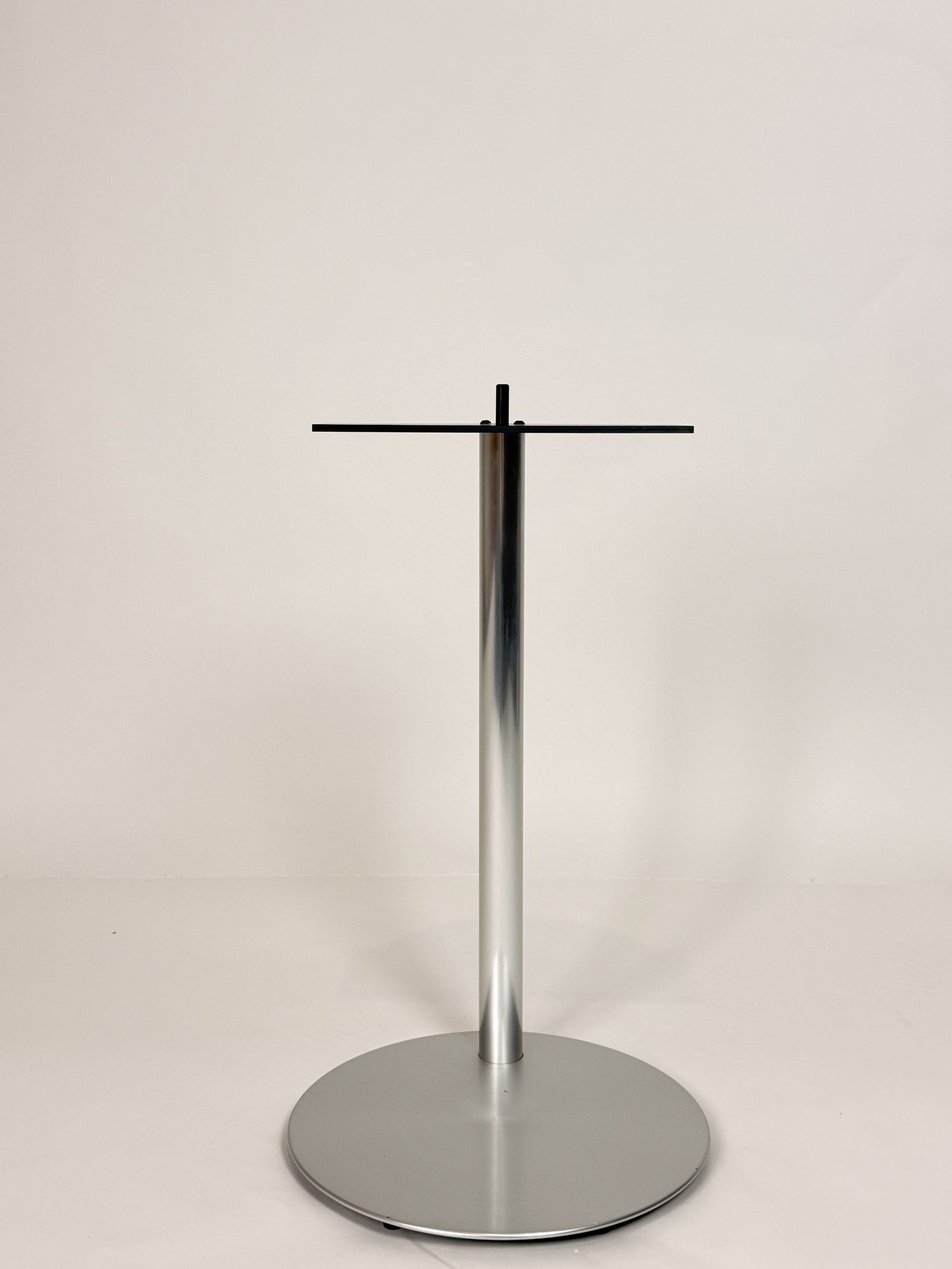Bang & Olufsen Beosound 2300, 3000 & 3200 floorstand | SkynnexAV