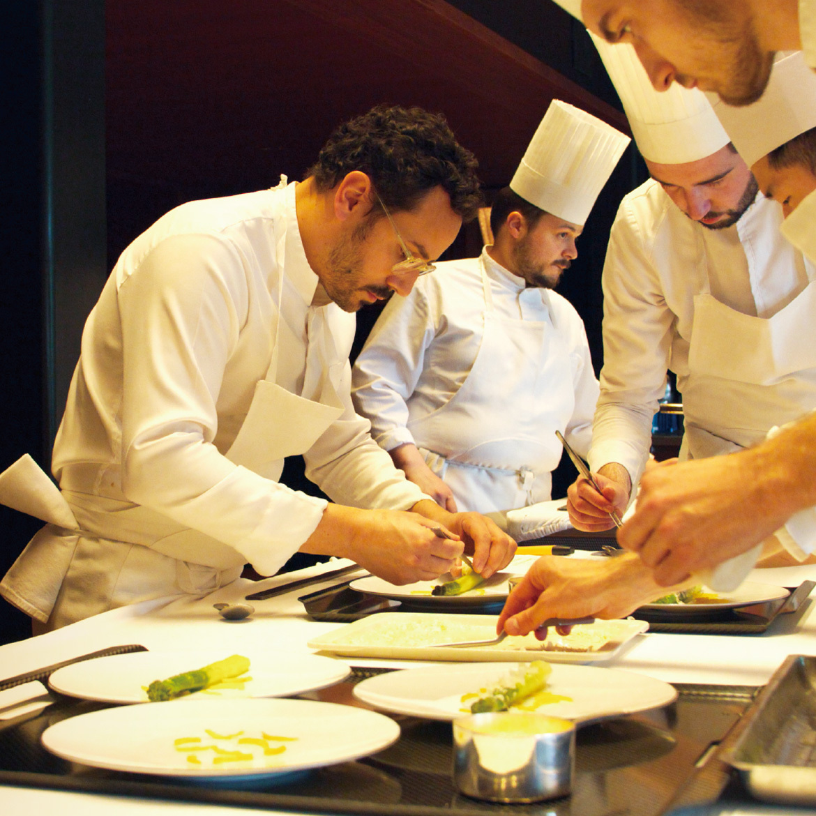 映画『至福のレストラン 三つ星トロワグロ』公式サイト