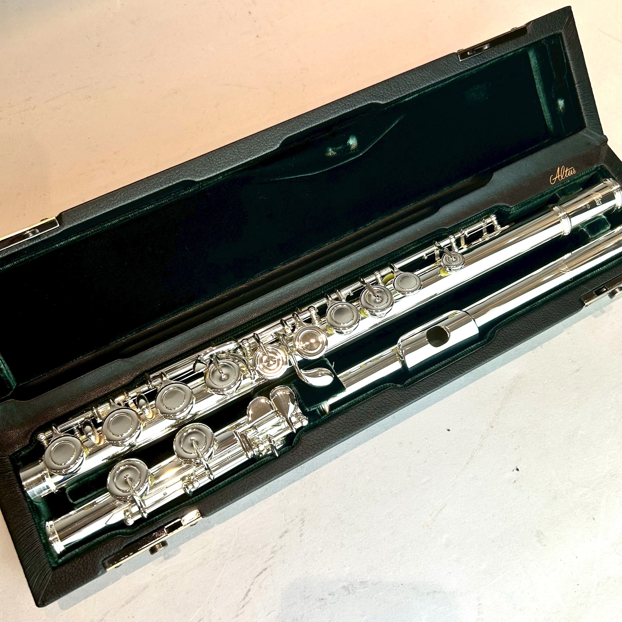 ハローキティ 伊藤楽器100周年ピアノ フルート ストラップ 2個セット