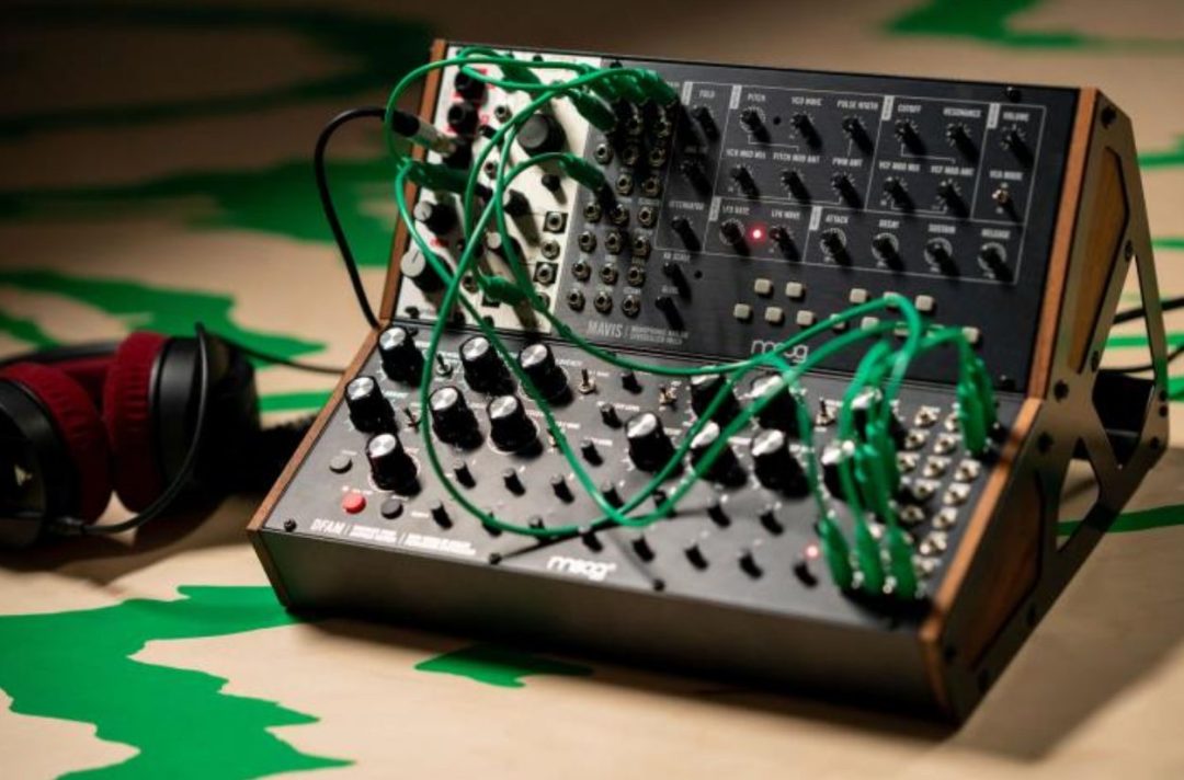 MOOG Mavisが発売！コンパクトな組み立て式アナログ・シンセサイザー