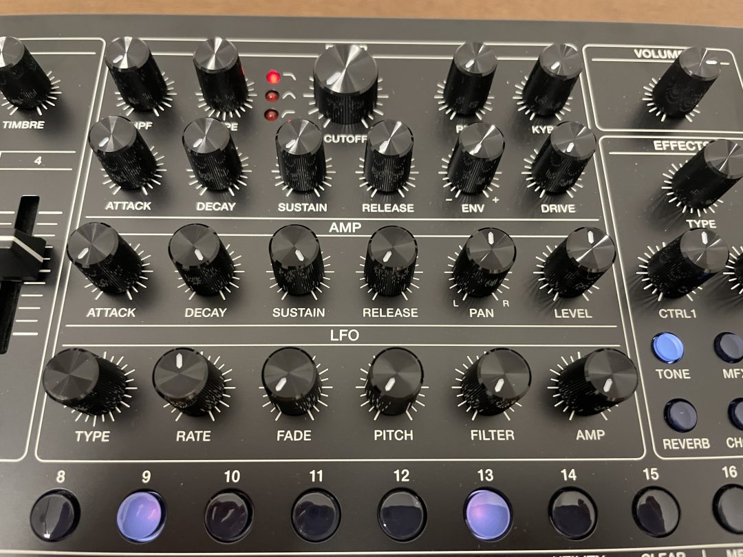 Roland SH-4d登場！多数のオシレーターモデルとユニークな機能を備えた