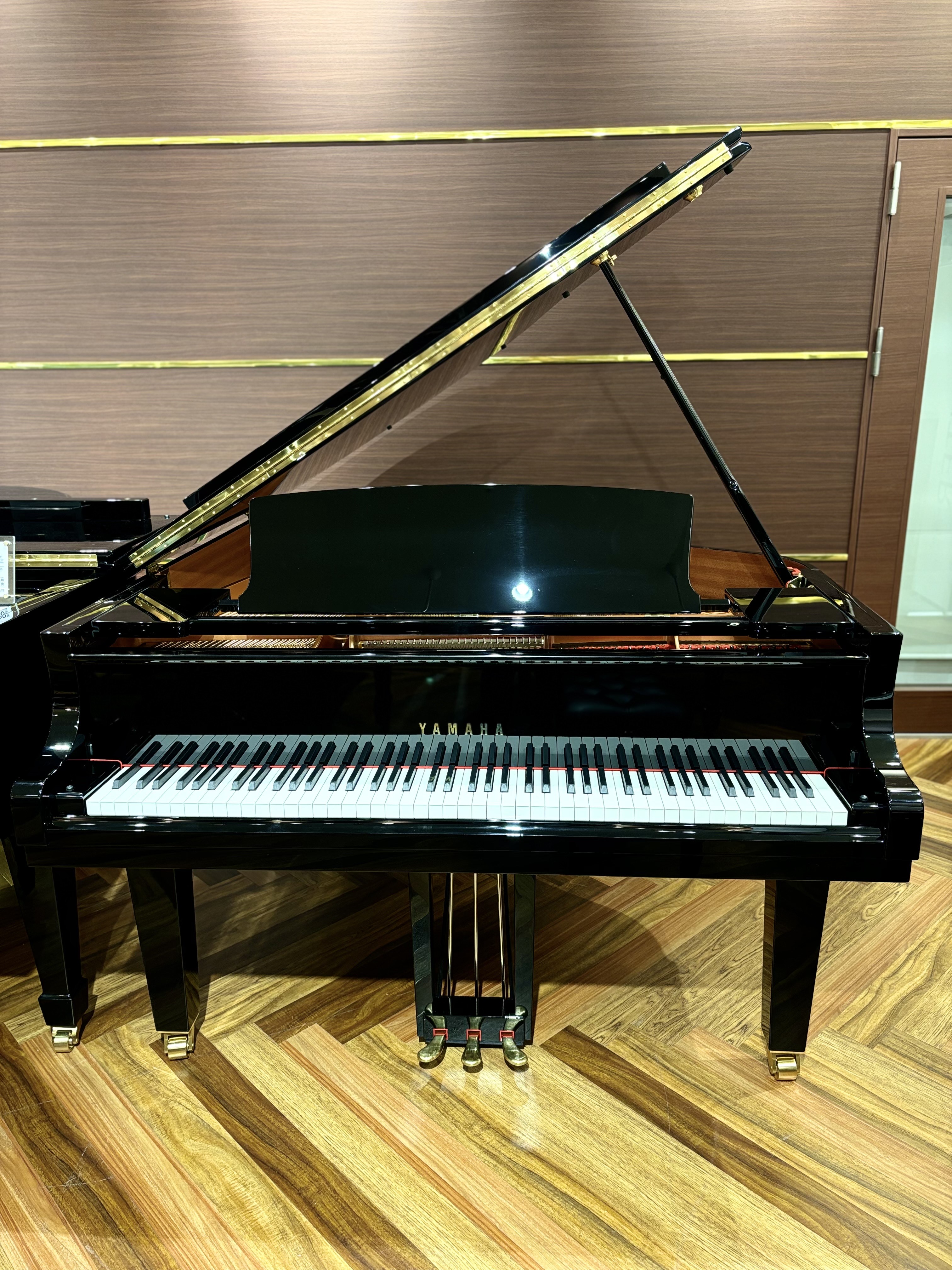 名古屋市のピアノ専門店】ヤマハ新品グランドピアノ・アップライト