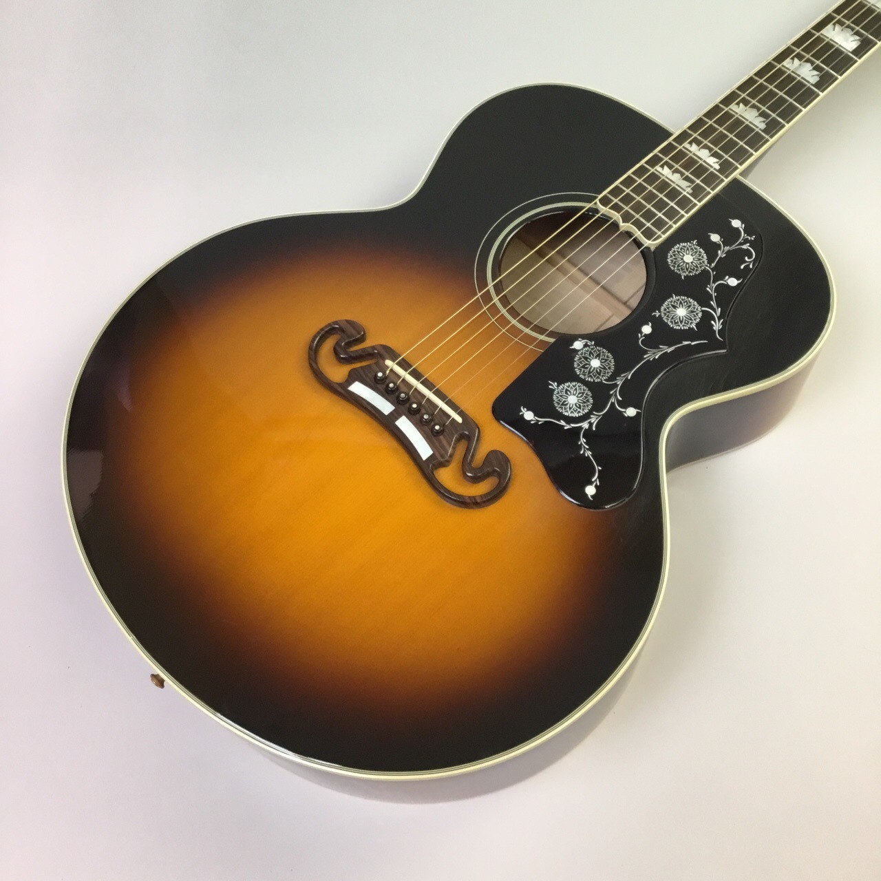 中古アコースティックギター新入荷情報】Gibson／J-200｜島村楽器 そ