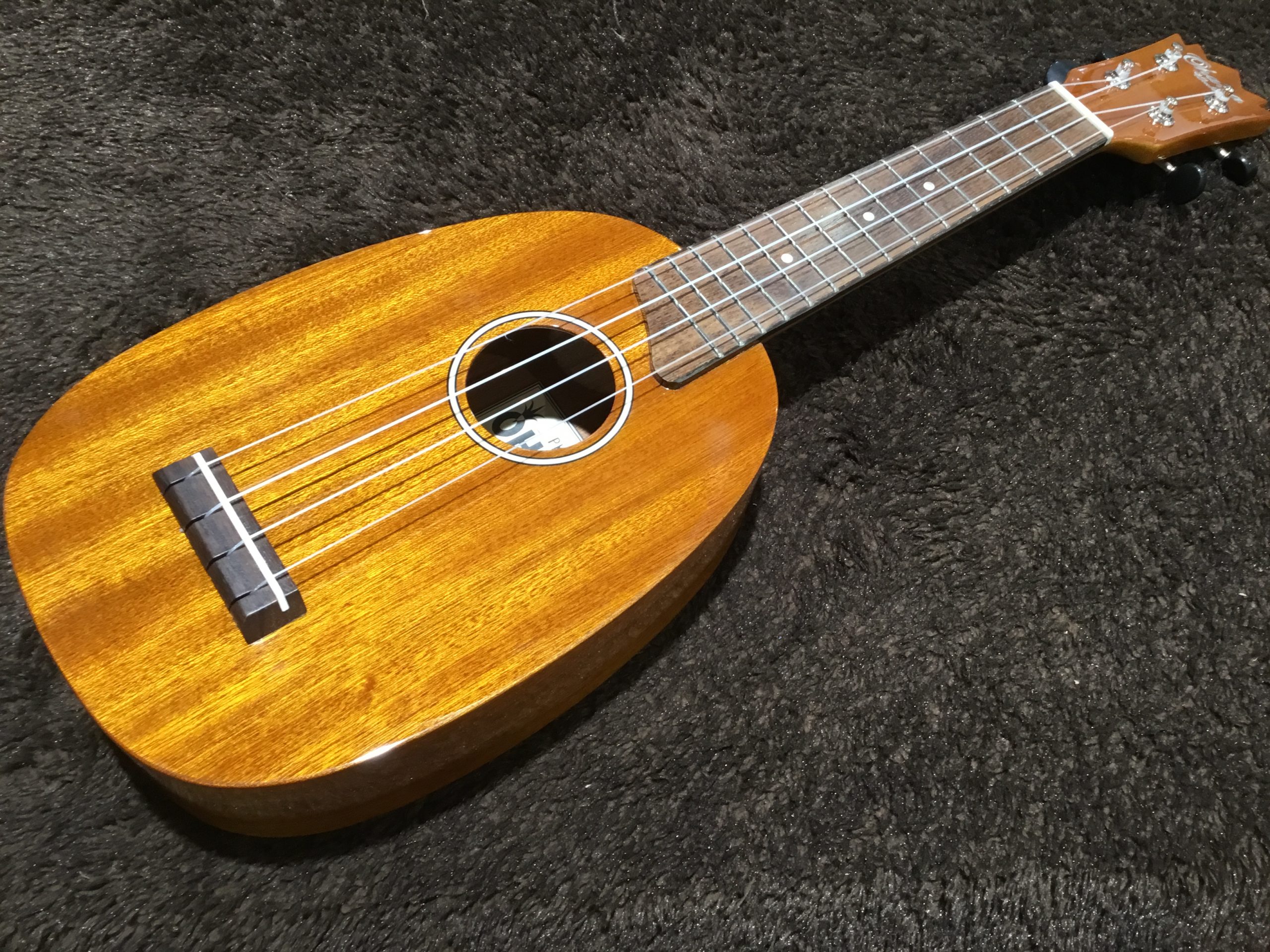 ウクレレ】パイナップル祭り開催中！！～8月15日(日)まで｜島村楽器