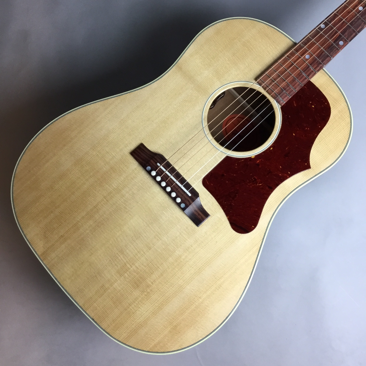 ギター入荷速報！】Gibsin (ギブソン) 50s J-50 Original Antique