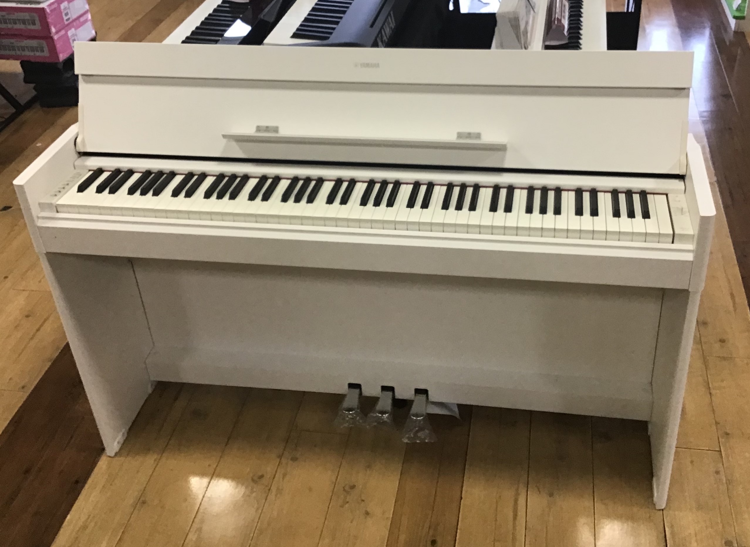 楽譜・新刊紹介】ピアノソロ ハラミちゃんのピアノアレンジで人気曲を