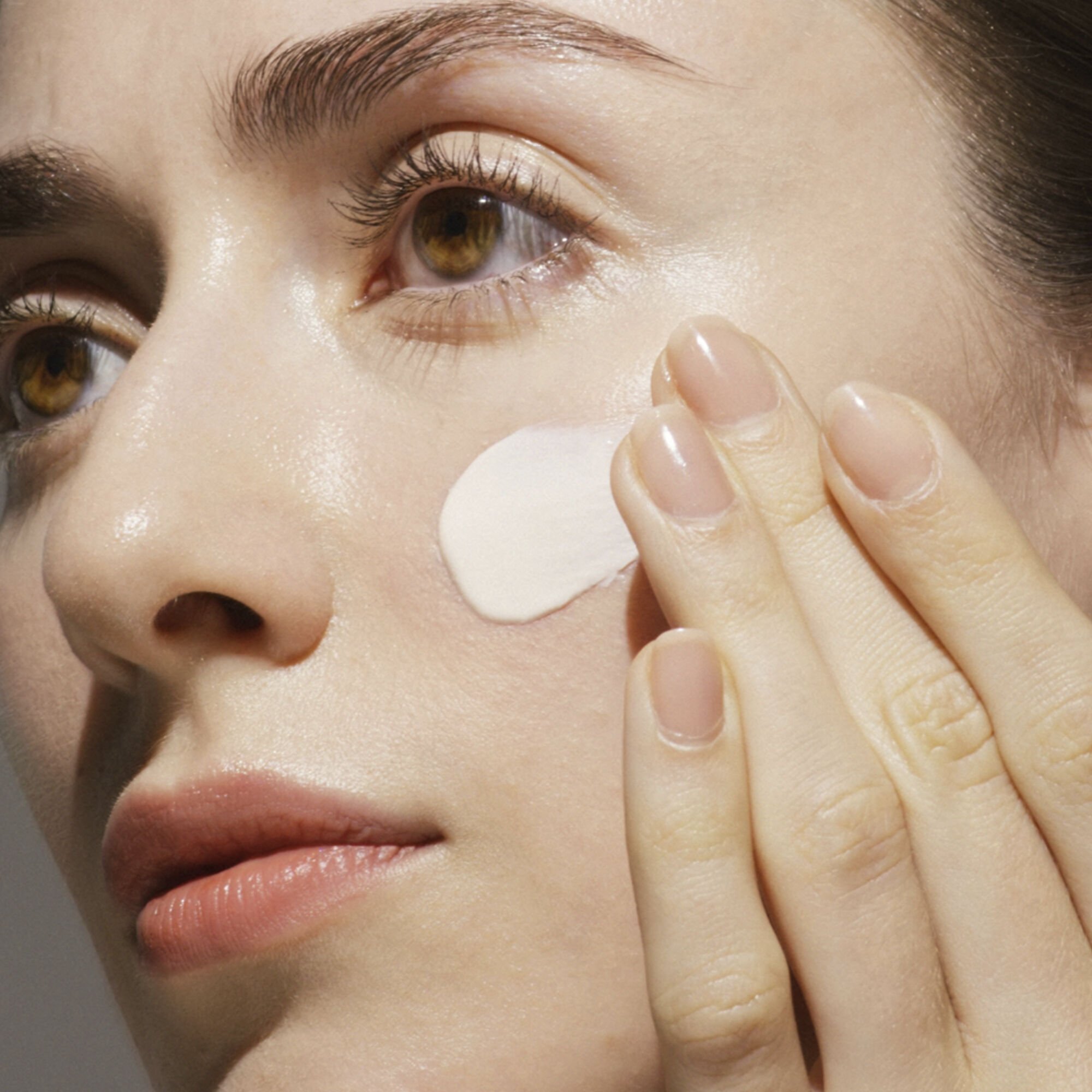 Future Solution LX Sunscreen Cream for Face SPF 50 | SHISEIDO