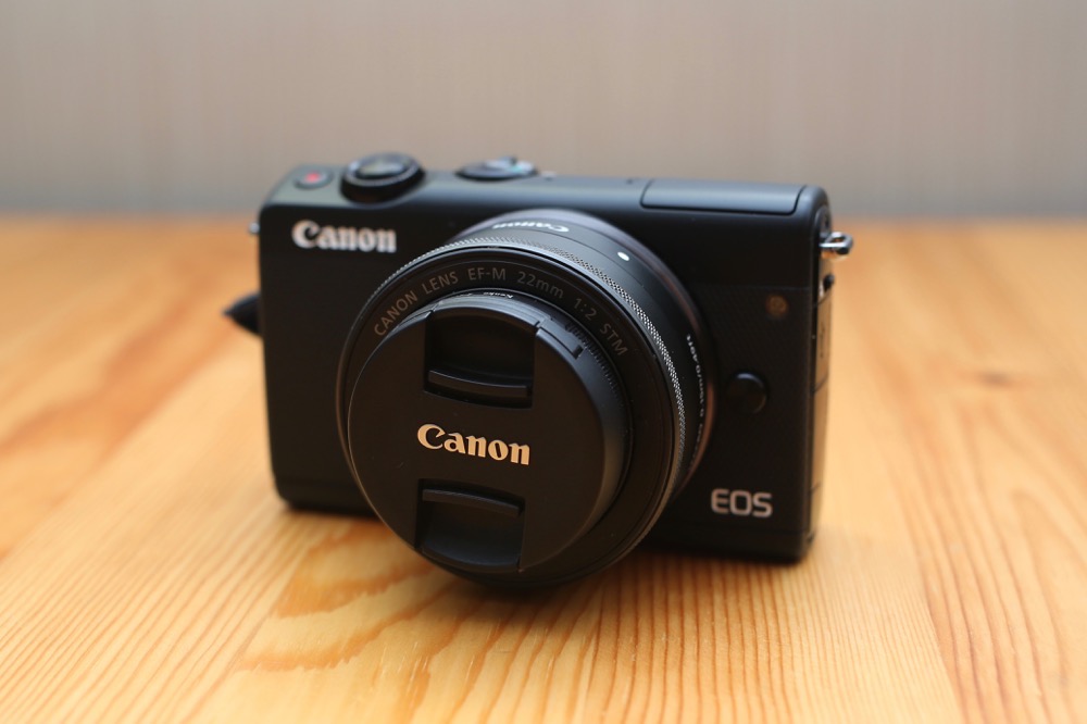 EOS M100パンケーキレンズ【EF-M22mm F2 STM】を買ってみた – sho-design