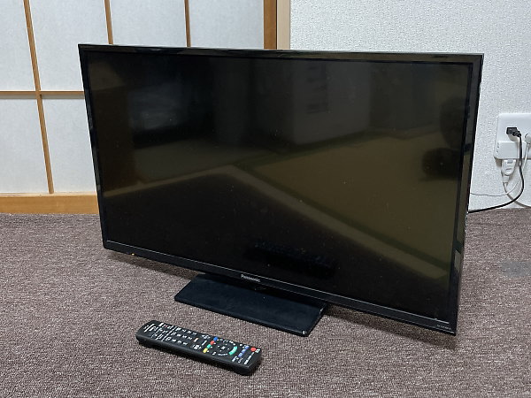 Panasonic 32V型液晶テレビ VIERA TH-32F300 (2018年製)を出張買取しま