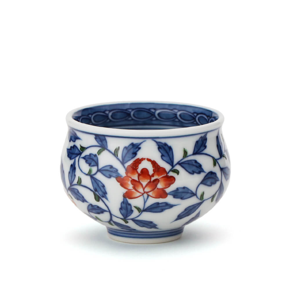 染錦花唐草 ぐい呑 ｜ 有田焼の源右衛門窯公式オンラインショップ