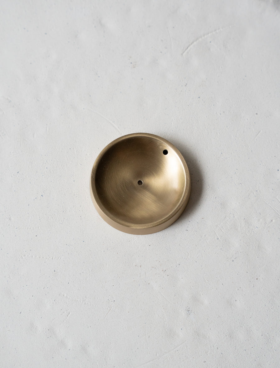Fog Linen Brass Round Incense Stand – Neighbour