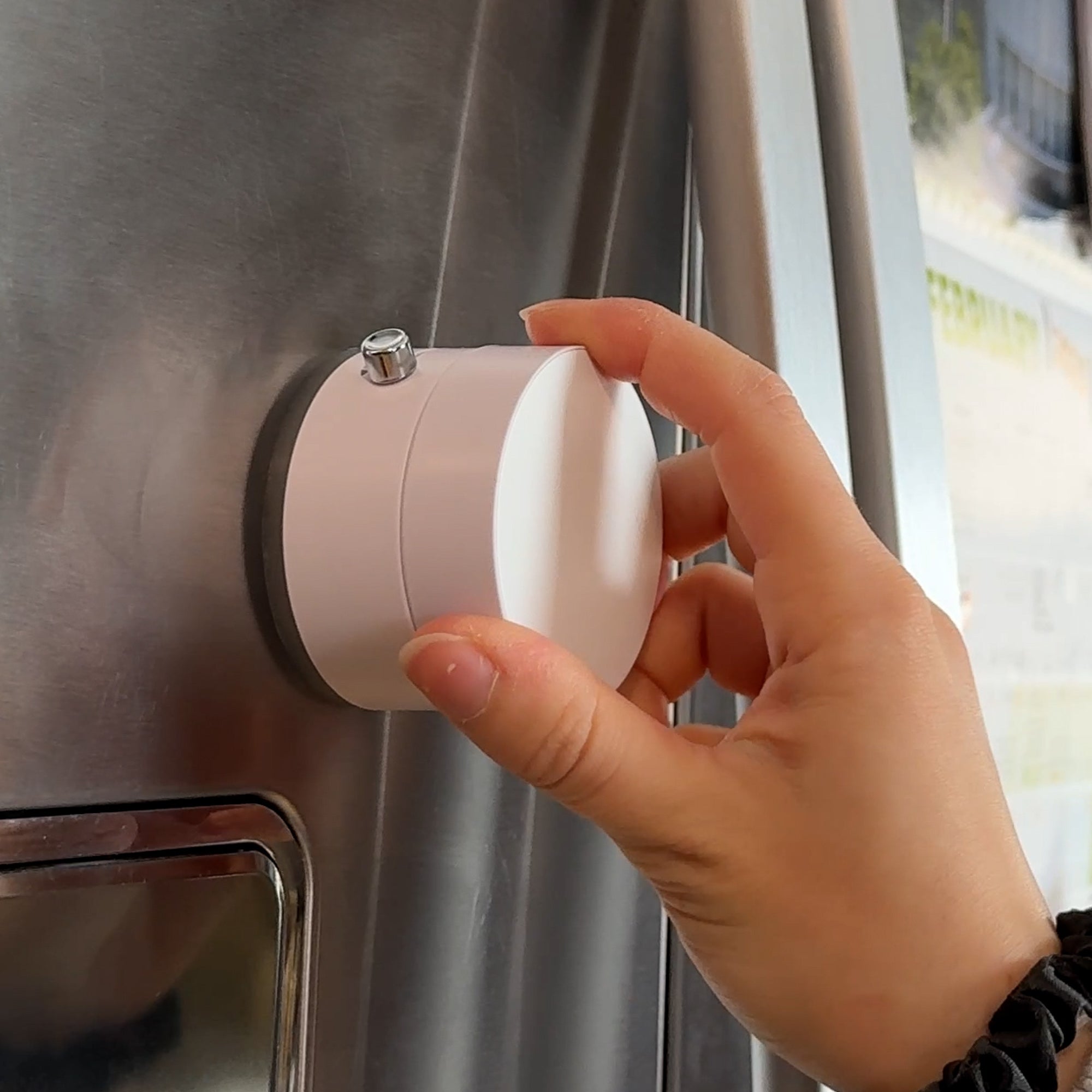 GripLock Magnetic Phone Mount – Canvas Store