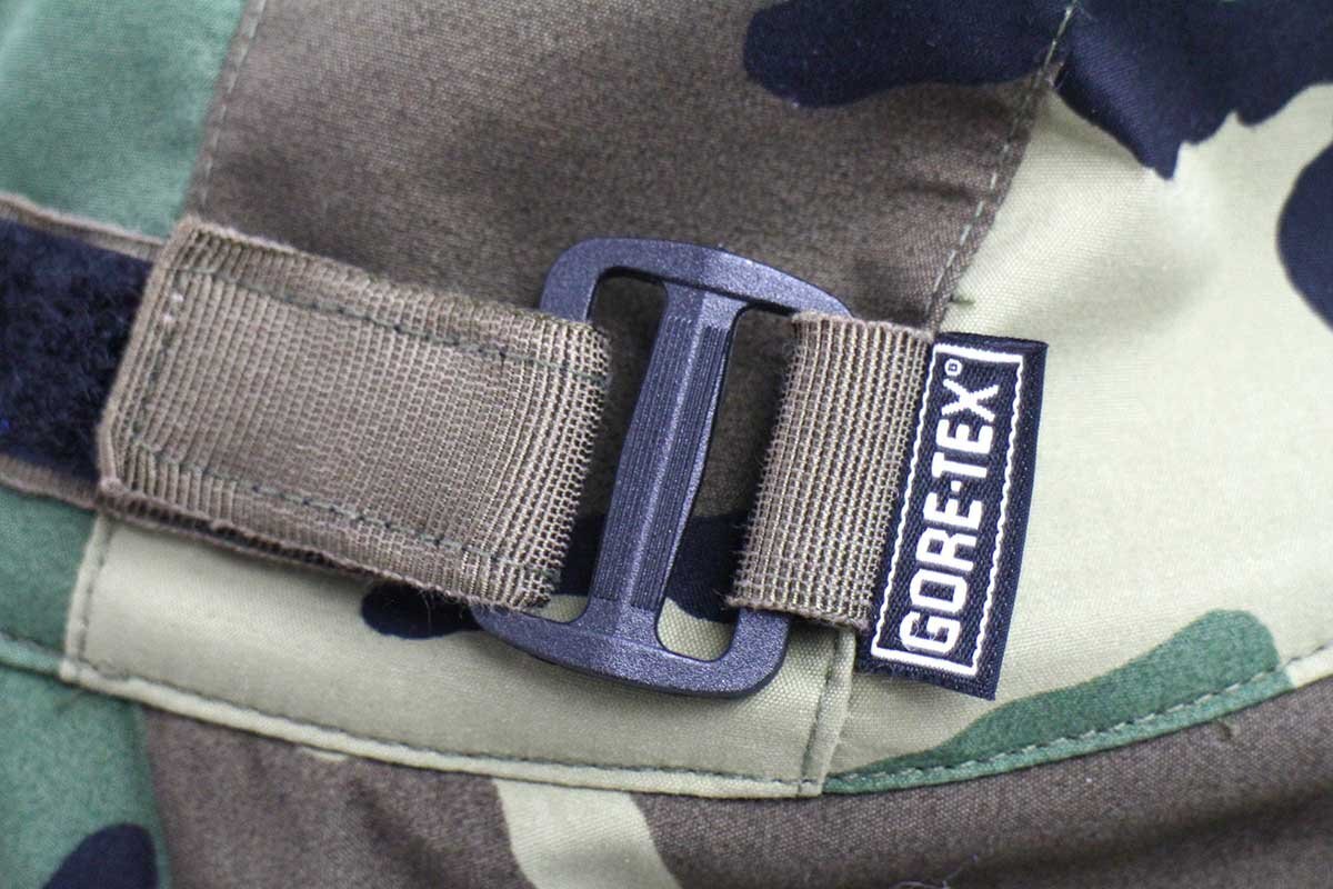 90s イタリア軍 ウッドランドカモ フリースライナー 耳当て付き GORE