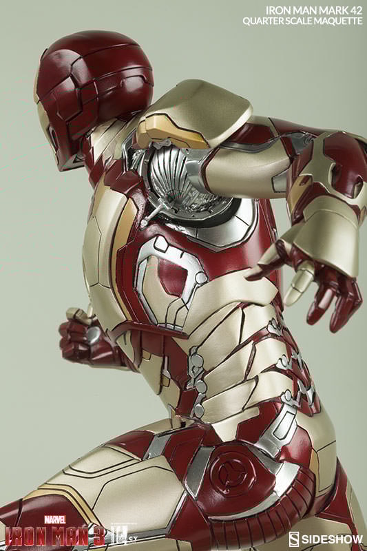 Marvel Iron Man Mark 42 Quarter Scale Maquette by Sideshow C