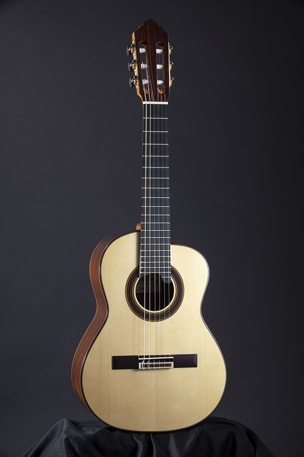 アランフェス（ARANJUEZ）：クラシックギター：メーカー｜クラシック