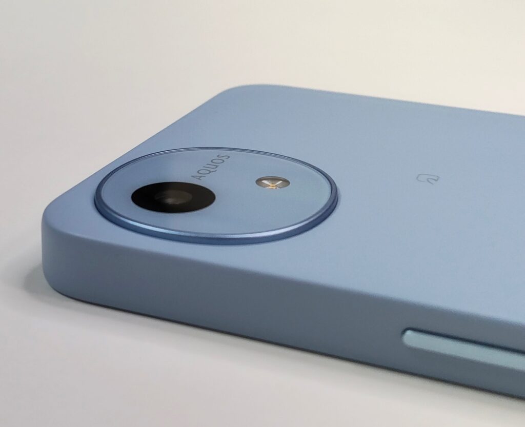 ドコモのAQUOS wish4 SH-52Eの実機レビュー！ドコモ版の違いは