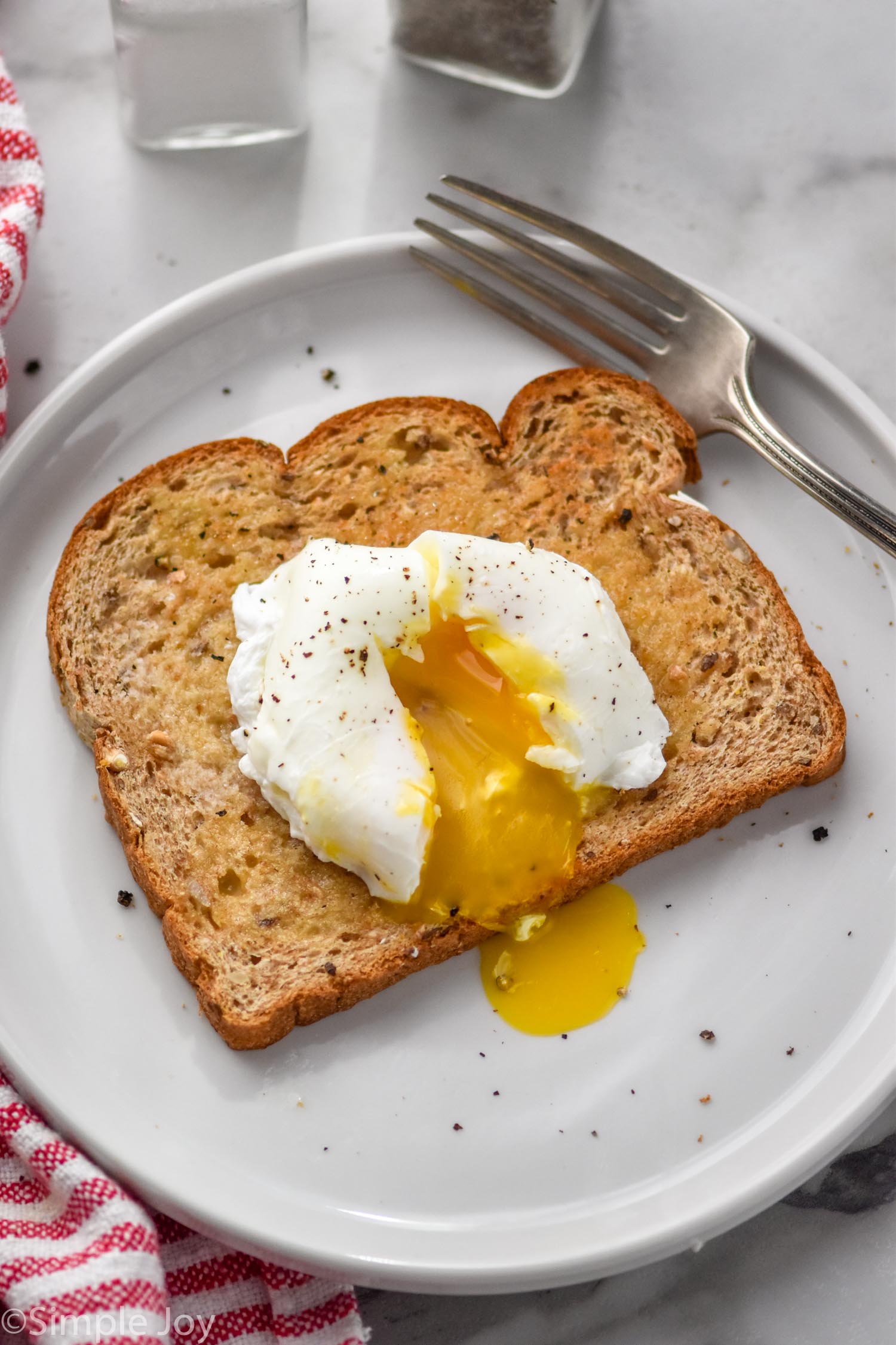 Easy Poached Eggs - Simple Joy