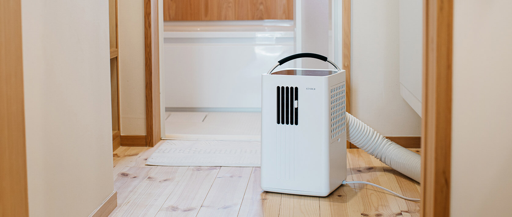 除湿機能付き ポータブルクーラー｜シロカ