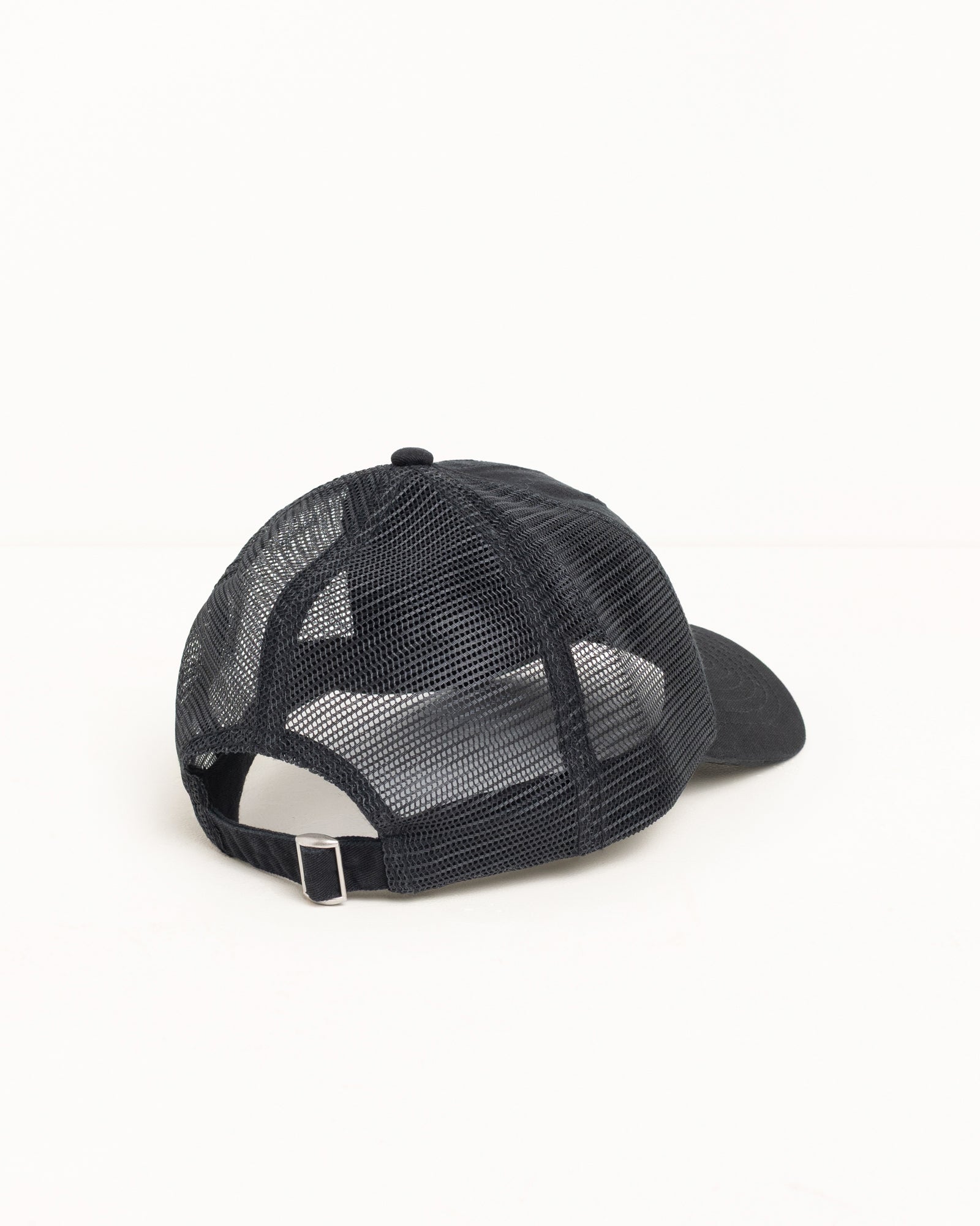 Low Profile Sport 5 Strapback – Black | Headwear | Stüssy