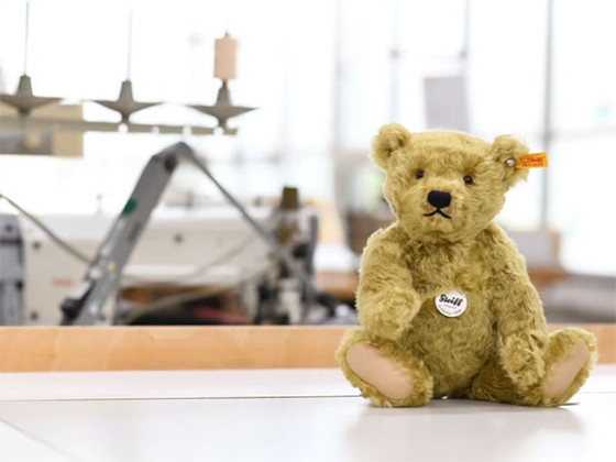 ミッキーマウスとテディベア桜 | ドイツ最高級テディベアのシュタイフ