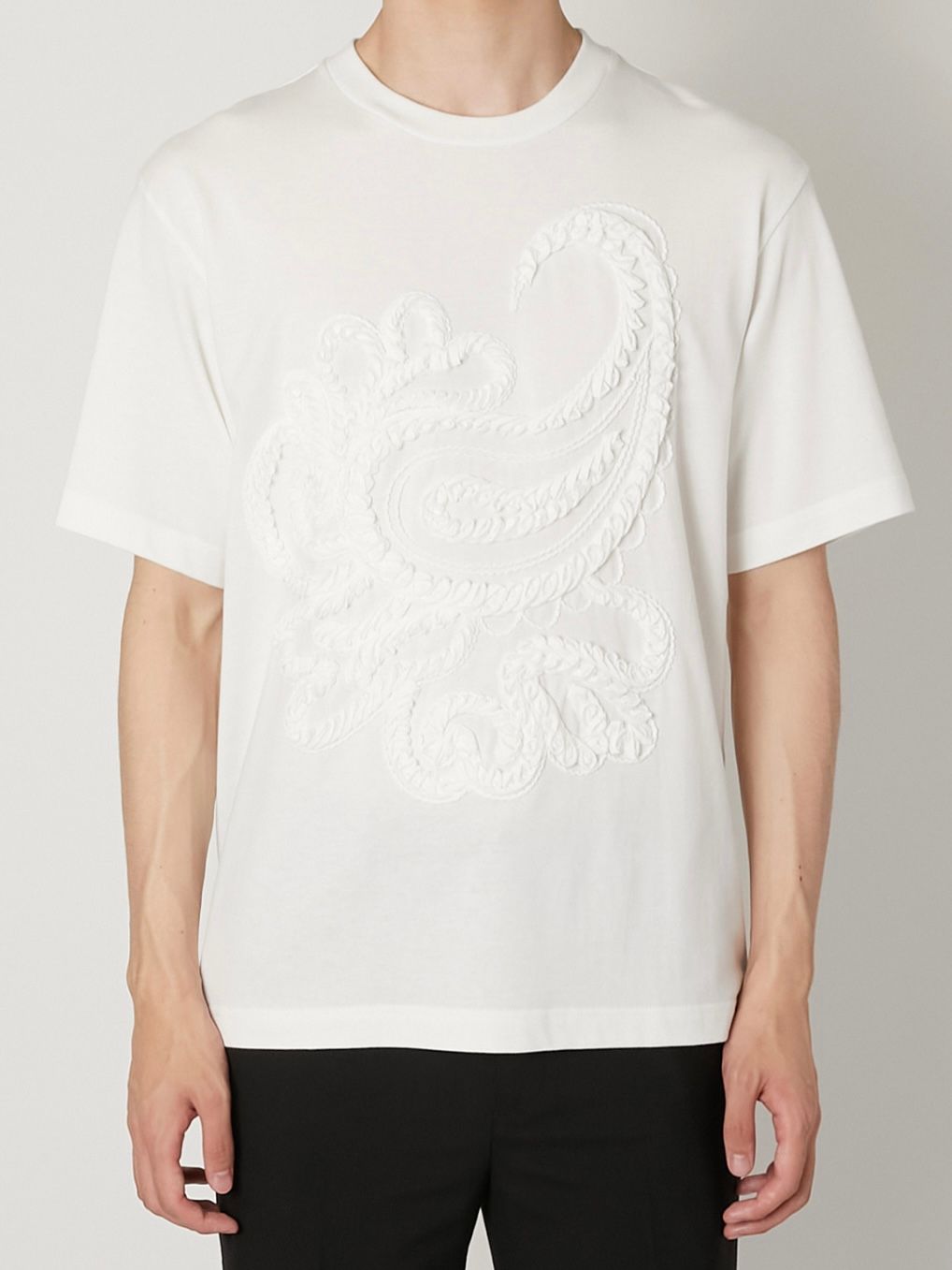 TAAKK - 【26SS】刺繍 Tシャツ / T-SHIRT / ホワイト | STORY